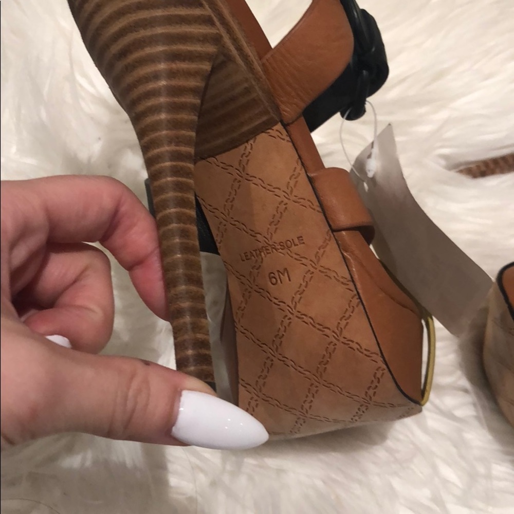 Lamb heels - Picture 3 of 3